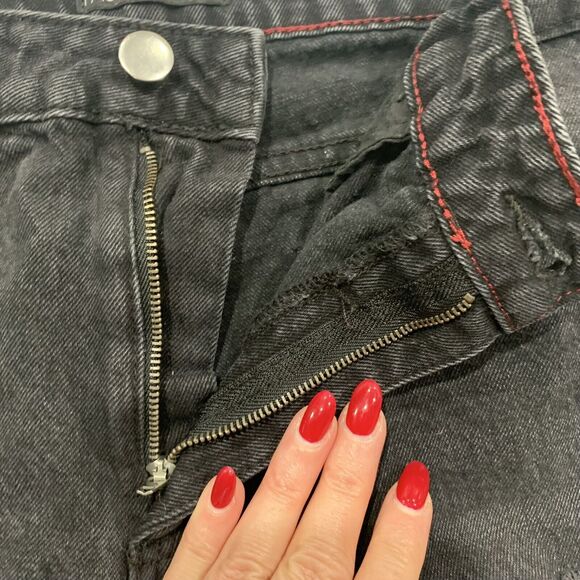 Fashion Nova Jr 9 Jeans Distressed Holes Relaxed High Rise Black Denim Women’s - Picture 6 of 7